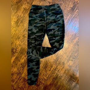 NoBull Camo Tights Medium